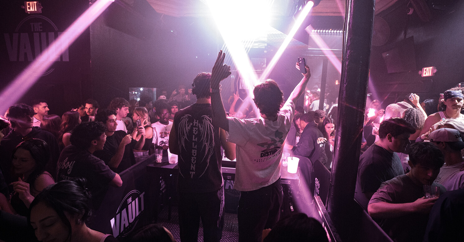 Show at Saké